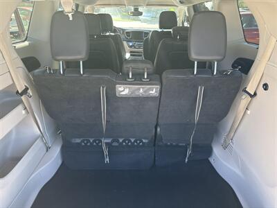 2017 Chrysler Pacifica Touring-L Plus - Photo 20 - Topeka, KS 66608