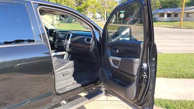 2018 Nissan Titan S   - Photo 23 - Topeka, KS 66608