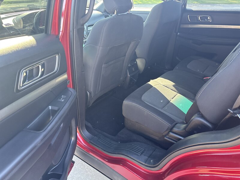2019 Ford Explorer XLT - Photo 17 - Topeka, KS 66608