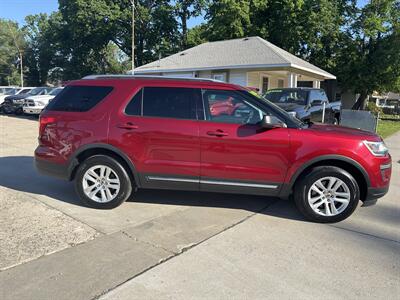 2019 Ford Explorer XLT - Photo 2 - Topeka, KS 66608