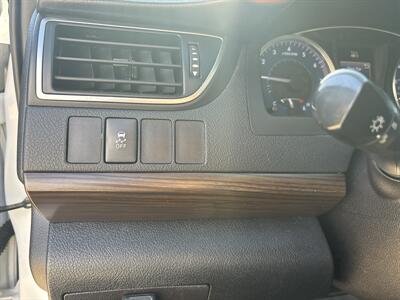 2016 Toyota Camry LE   - Photo 13 - Topeka, KS 66608