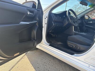 2016 Toyota Camry LE   - Photo 10 - Topeka, KS 66608