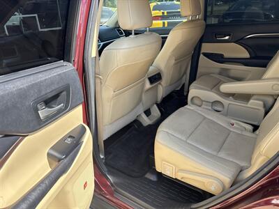 2016 Toyota Highlander Limited   - Photo 22 - Topeka, KS 66608