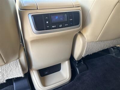 2016 Toyota Highlander Limited   - Photo 25 - Topeka, KS 66608