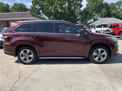 2016 Toyota Highlander Limited   - Photo 2 - Topeka, KS 66608