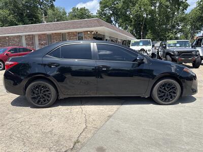 2017 Toyota Corolla L   - Photo 2 - Topeka, KS 66608