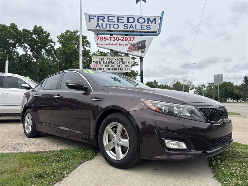 2015 Kia Optima LX AT's photo