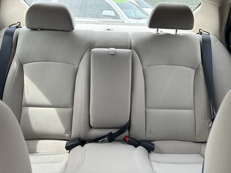 2015 Kia Optima LX - Photo 14 - Topeka, KS 66608