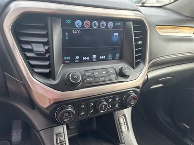 2019 GMC Acadia Denali - Photo 13 - Topeka, KS 66608