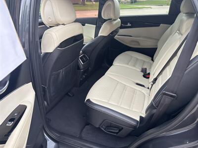 2016 Kia Sorento SX Limited V6 - Photo 21 - Topeka, KS 66608