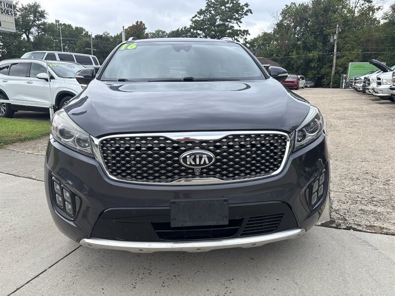 2016 Kia Sorento SX Limited V6   - Photo 8 - Topeka, KS 66608