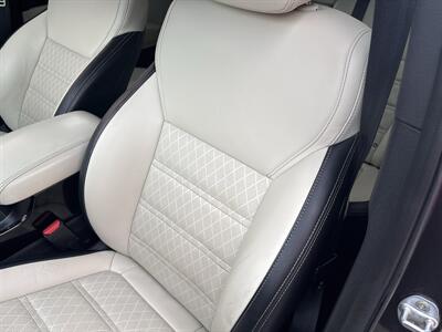 2016 Kia Sorento SX Limited V6 - Photo 14 - Topeka, KS 66608