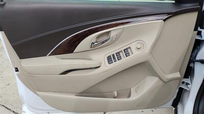 2015 Buick LaCrosse Leather   - Photo 13 - Topeka, KS 66608