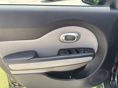 2015 Kia Soul + - Photo 10 - Topeka, KS 66608