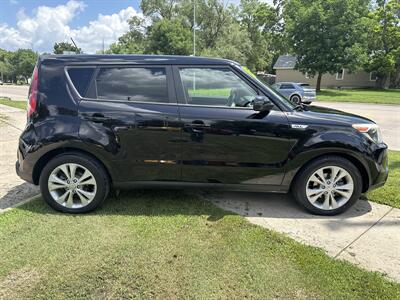 2015 Kia Soul + - Photo 2 - Topeka, KS 66608