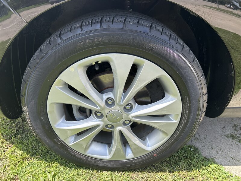 2015 Kia Soul + - Photo 7 - Topeka, KS 66608