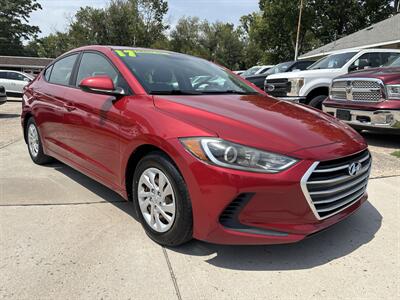 2017 Hyundai ELANTRA SE - Photo 4 - Topeka, KS 66608