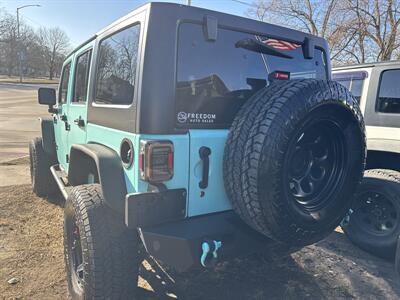 2015 Jeep Wrangler Unlimited Rubicon   - Photo 5 - Topeka, KS 66608