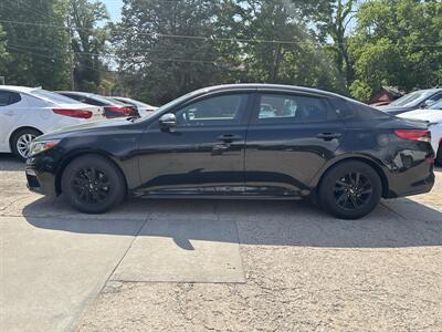 2019 Kia Optima LX - Photo 4 - Topeka, KS 66608