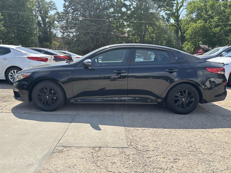 2019 Kia Optima LX - Photo 5 - Topeka, KS 66608