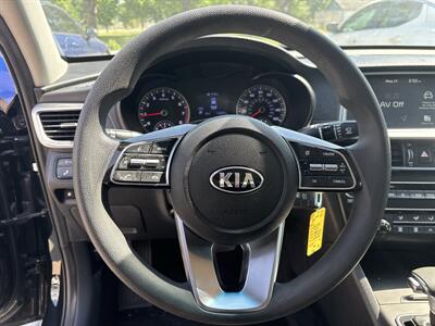2019 Kia Optima LX - Photo 10 - Topeka, KS 66608