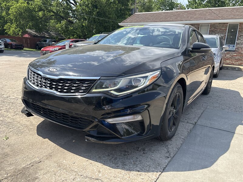 2019 Kia Optima LX - Photo 6 - Topeka, KS 66608
