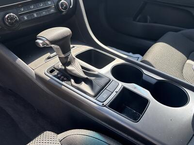 2019 Kia Optima LX - Photo 11 - Topeka, KS 66608