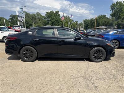 2019 Kia Optima LX - Photo 2 - Topeka, KS 66608