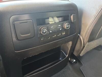 2018 Chevrolet Suburban LT - Photo 33 - Topeka, KS 66608