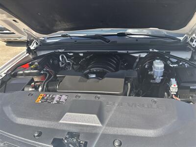 2018 Chevrolet Suburban LT - Photo 9 - Topeka, KS 66608