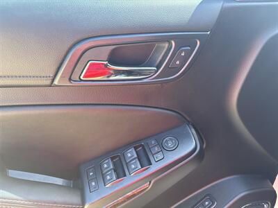 2018 Chevrolet Suburban LT - Photo 15 - Topeka, KS 66608
