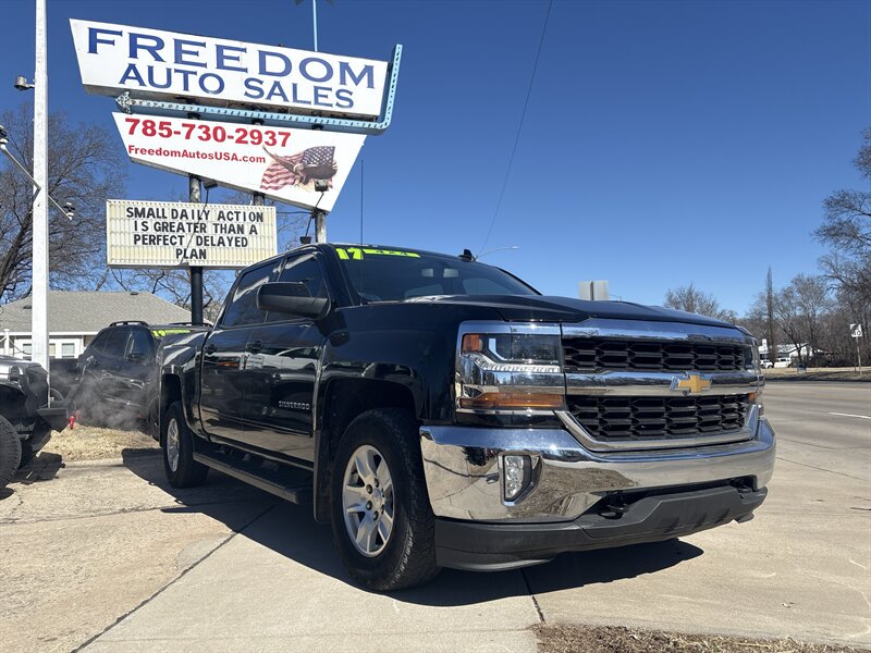 2017 Chevrolet Silverado 1500 LT   - Photo 1 - Topeka, KS 66608