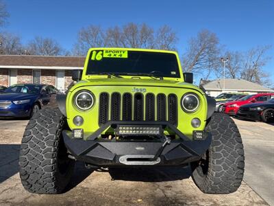 2016 Jeep Wrangler Rubicon   - Photo 2 - Topeka, KS 66608