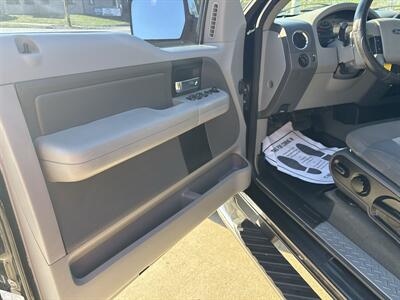 2006 Ford F-150 XLT   - Photo 8 - Topeka, KS 66608