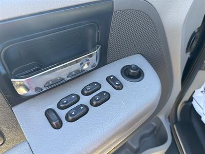 2006 Ford F-150 XLT   - Photo 9 - Topeka, KS 66608