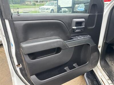 2019 Chevrolet Silverado 2500HD LT - Photo 8 - Topeka, KS 66608