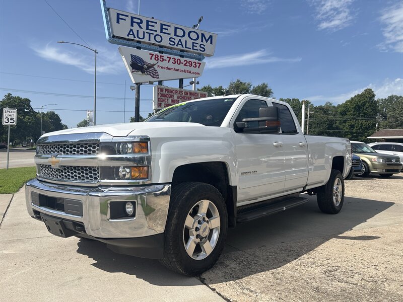 2019 Chevrolet Silverado 2500HD LT   - Photo 1 - Topeka, KS 66608