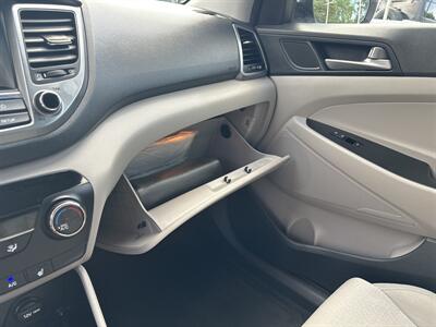 2018 Hyundai TUCSON SEL   - Photo 29 - Topeka, KS 66608