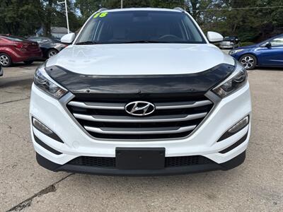 2018 Hyundai TUCSON SEL   - Photo 8 - Topeka, KS 66608