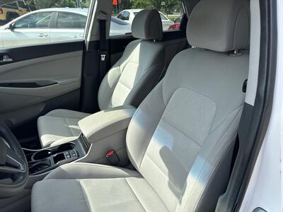2018 Hyundai TUCSON SEL   - Photo 18 - Topeka, KS 66608