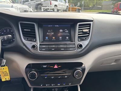 2018 Hyundai TUCSON SEL   - Photo 24 - Topeka, KS 66608
