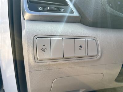 2018 Hyundai TUCSON SEL   - Photo 19 - Topeka, KS 66608