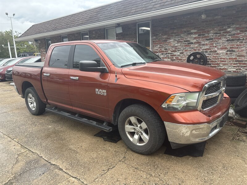 2013 RAM 1500 SLT   - Photo 3 - Topeka, KS 66608