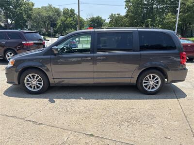 2016 Dodge Grand Caravan SXT   - Photo 6 - Topeka, KS 66608
