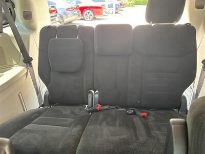 2016 Dodge Grand Caravan SXT   - Photo 33 - Topeka, KS 66608