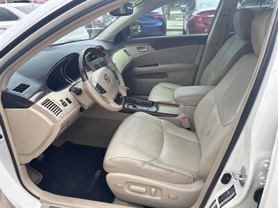 2011 Toyota Avalon Limited   - Photo 19 - Topeka, KS 66608