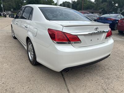 2011 Toyota Avalon Limited   - Photo 6 - Topeka, KS 66608