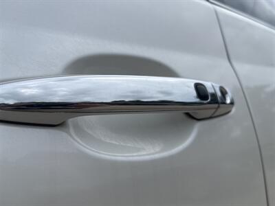 2011 Toyota Avalon Limited   - Photo 12 - Topeka, KS 66608