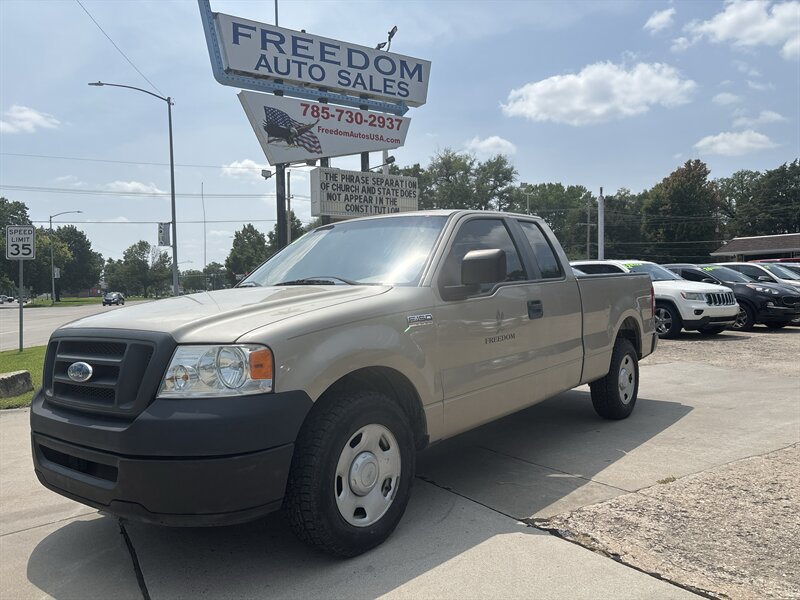 2008 Ford F-150 XL   - Photo 1 - Topeka, KS 66608