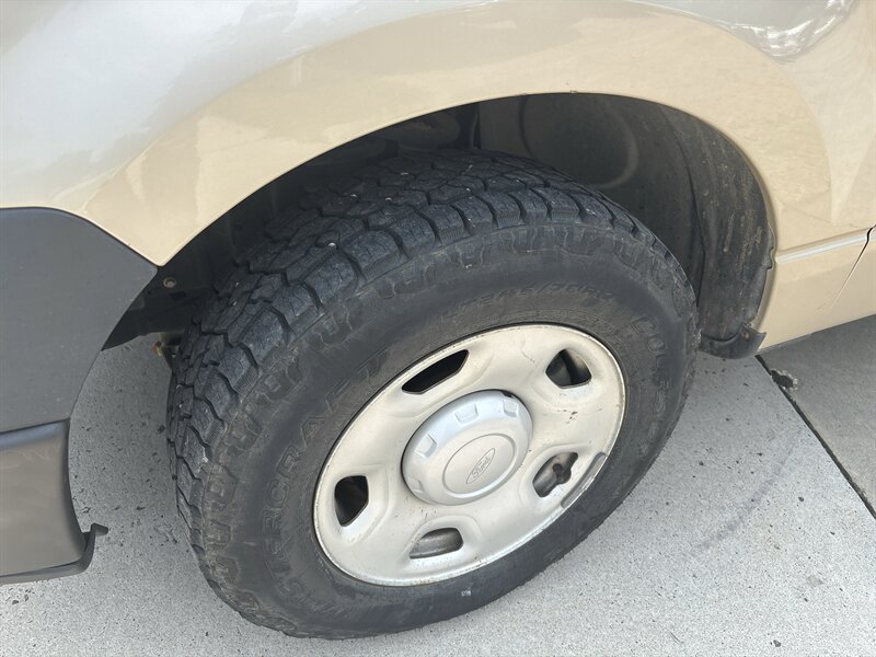 2008 Ford F-150 XL   - Photo 7 - Topeka, KS 66608